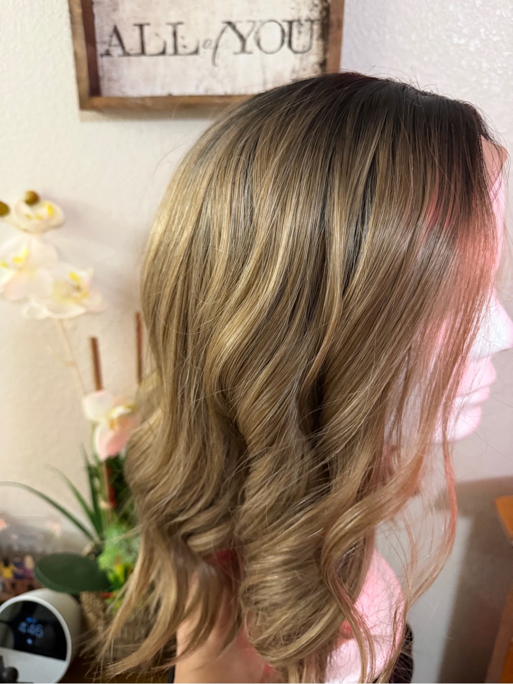 Blonde Wavy Women’s Hair Wig - Natural Blonde
